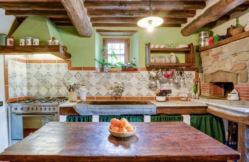 Pontito Villa | Beautiful villa for 8 people with WIFI, private pool, TV, balcony, pets allowed and panoramic v.