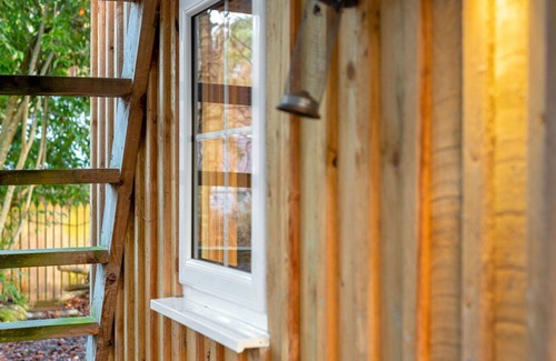 Drumnadrochit House | Beautiful villa for 2 guests with WIFI, TV and parking