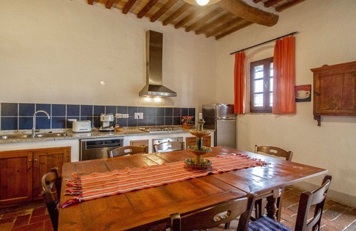 Scandicci Villa | Beautiful villa for 4 guests with pool, WIFI, TV, patio and panoramic view, close to Florence
