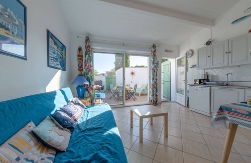 Le Grau-Du-Roi House | Beautiful villa for 4 guests with A/C, WIFI, TV, terrace and parking