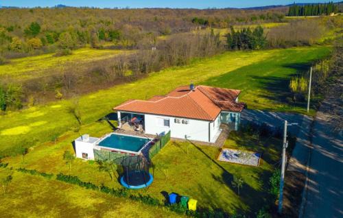 Radini Villa | Beautiful villa Petar with pool in Brtonigla