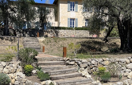 Grasse Villa | Beautiful Villa set in ancient olive grove with large pool & amazing facilities.