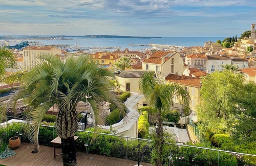 Riou - Petit Juas - Av de Grasse Villa | Beautiful Villa with exceptional view over the bay of Cannes