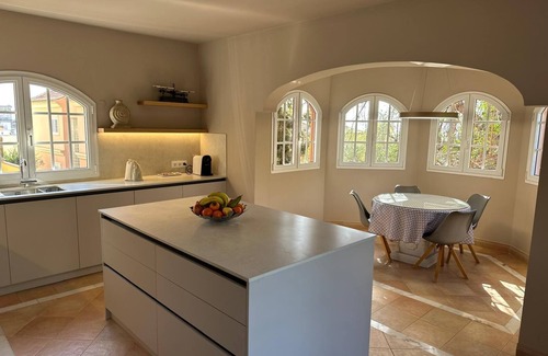 Adeje Villa | Beautiful villa with heated swimming pool and partial sea views