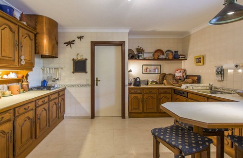 Zambujal Villa | Beautiful villa with private swimming pool, located in a quiet area near Lisbon