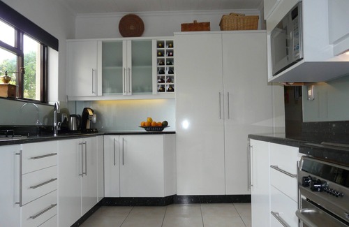Redhill Villa | Beautiful villa with amazing sea view and heated private salt water pool.