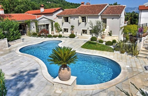 Jakomici Villa | Beautiful Villa Zita with pool in Pican