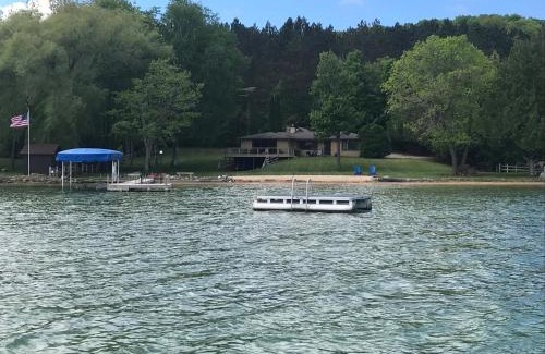Petoskey House | Beautiful Walloon Lake Home - August Availability