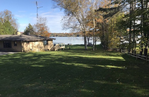 Petoskey House | Beautiful Walloon Lake Home - September Availability!