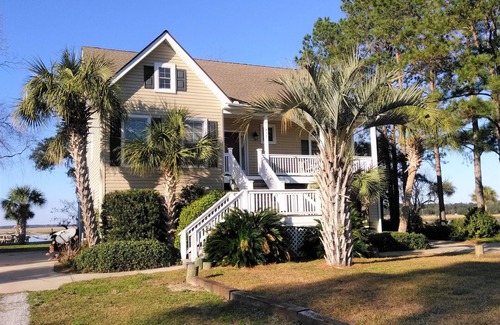 Saint Helena Island House | Beautiful Waterfront with Deep Water/Dock Float/Pier