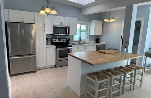 Port Charlotte - Charlotte Harbor House | Beautiful waterfront home, heated pool, bbq, dock, close to beaches, restaurant