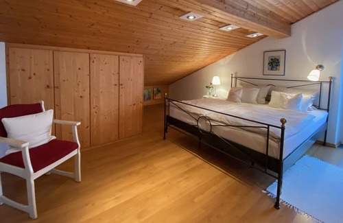 Bad Endorf Apartment | Beautiful, well-kept holiday apartment in "Haus Irmgard" in a quiet location on the outskirts