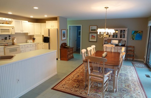 Rapid City House | Beautiful Year Round House On Sunset Side Of Elk Lake.