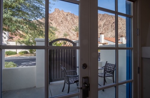 La Quinta Cove Villa | Beautifull 1st Floor, Corner Resort Suite, Updated with Great Views 2BR#065127