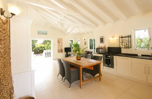 Marie Pampoen Villa | Beautifull villa. Private pool. Privacy. Only 2 minutes from Jan Thiel Beach.