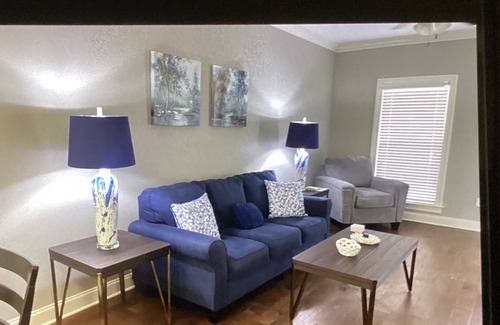 Oxford Condo | Beautifully decorated 4 bed 4.5 bath condo just waiting for you in Oxford!