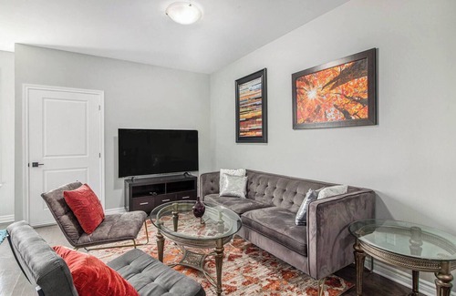 Leitrim Apartment | Beautifully Furnished 3-Bedroom Home