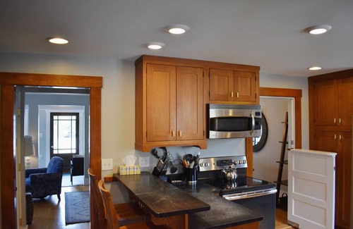 Ogunquit Cottage | Beautifully Modern Downtown Ogunquit Home