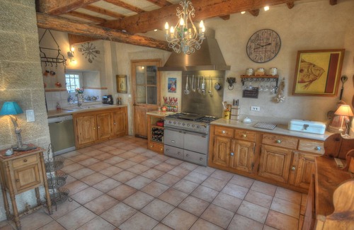 Vers-Pont-du-Gard House | Beautifully Restored 18th Century Village Stone Farmhouse