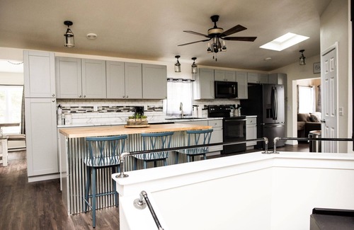 Wisconsin Dells House | Beautifully Remodeled Home in Quiet Subdivision!