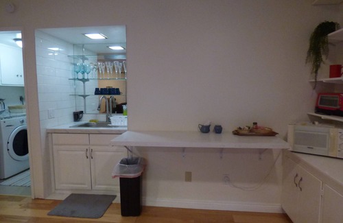 Agoura Hills House | Beautifully remodeled, Furnished, looks like a new home, 1 Bedroom and 1 Ba