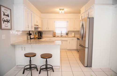 Broken Arrow House | Beautifully Remodeled 3-Bedroom Cozy Home!