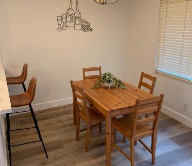 Oak Creek Apartment | Beautifully Remodeled 2BR Prime Irvine Location