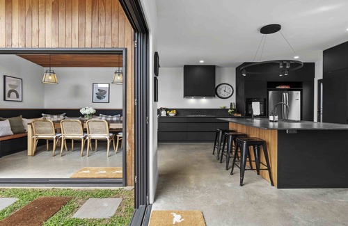 Carrington House | Beautifully renovated period property in great location