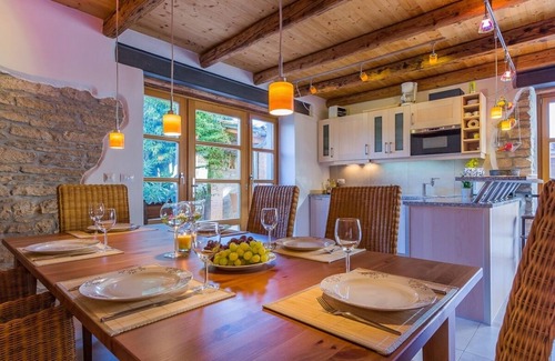 Liznjan Villa | Beautifully Renovated Traditional Stone Villa, Private Pool in the Picturesque Village of Sisan!