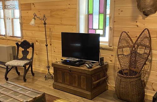 Wanakena House | Beautifully Renovated Cottage in Historic Wanakena