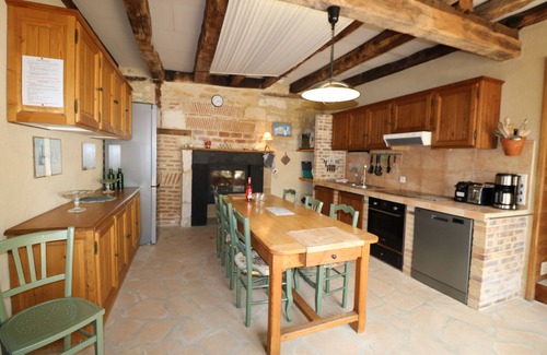 Saint-Cyprien House | BEAUTIFULLY RONOVATED STONE VILLAGE HOUSE WITH GARDEN & HEATED POOL CLOSE SARLAT