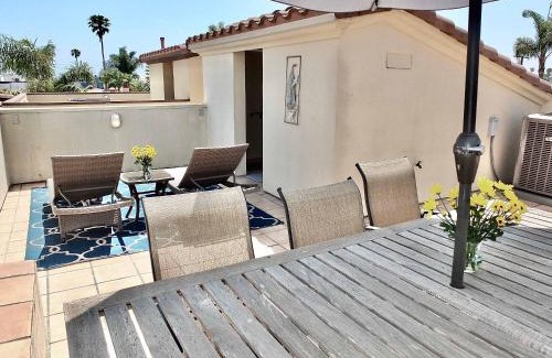 Belmont Shore House | Beauty by the Beach - SoCal Fun
