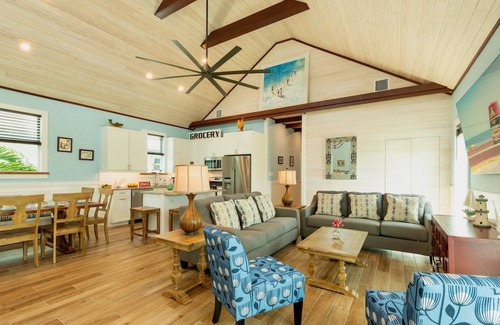 Midtown House | *BEAUTY OF THE BEACH* Monthly Beach House Rental + LAST KEY SERVICES…