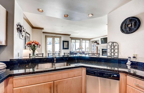 Highlands Townhomes Condo | Beaver Creek CO | Highlands Slopeside 202 | Platinum 3 Bedroom