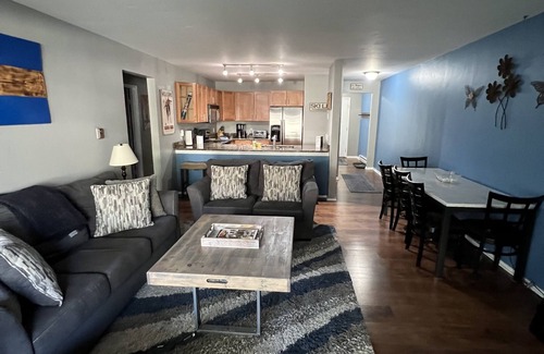 Avon Apartment | Beaver Creek Ski Condo/Infinity Game Table