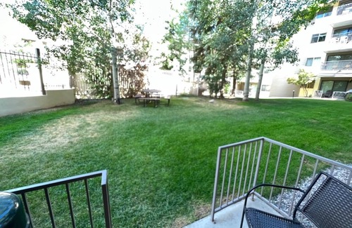 Avon Apartment | Beaver Creek Ski Condo/Infinity Game Table