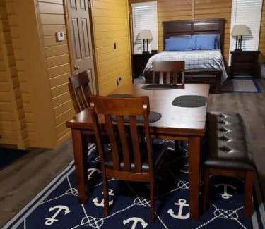 Rogers House | Beaver Lake Arkansas Luxury Cabin