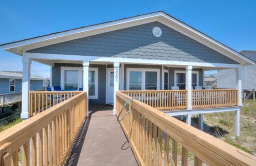 Long Beach House | Because Beachy Woman