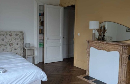 Saint-Aubin-Epinay Bed & Breakfast | Bed and breakfast - small castle in the countryside