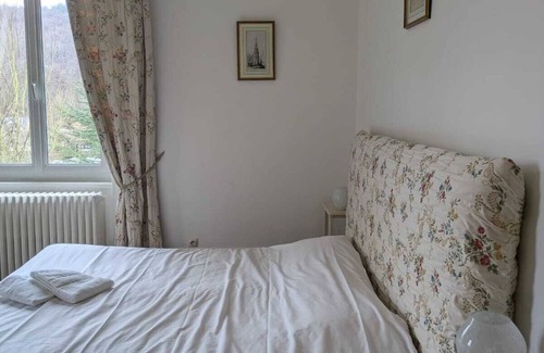 Saint-Aubin-Epinay Bed & Breakfast | Bed and breakfast - small castle in the countryside