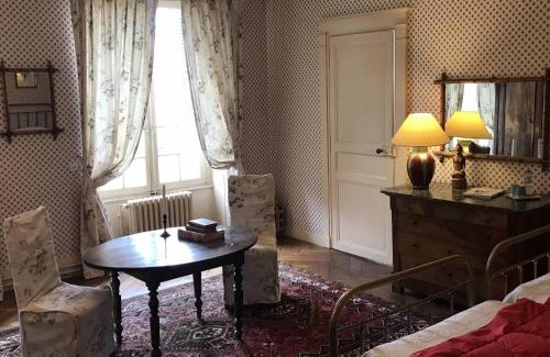 Ballan-Mire Bed & Breakfast | Bed and Breakfast - Château du Vau