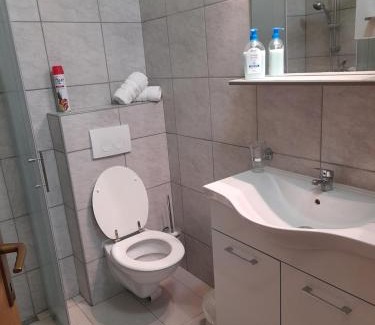Kaldanija Bed & Breakfast | Bed and Breakfast Lovac