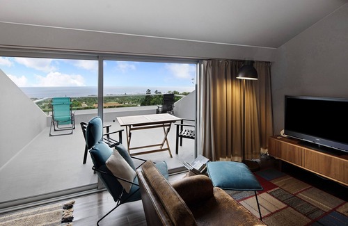 Lagoa House | Bed and Breakfast 'Protea House 2 Rooms with A View' with Sea View, Wi-Fi and Air Conditioning