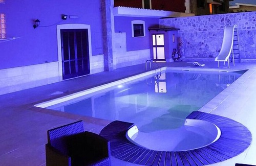 Trani Bed & Breakfast | Bed and Breakfast Villa Fatima