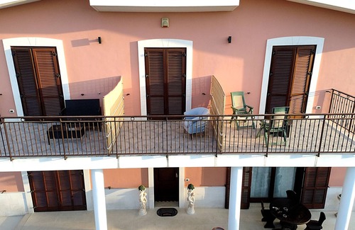 Trani Bed & Breakfast | Bed and Breakfast Villa Fatima