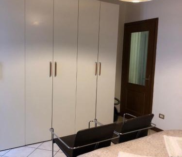 San Colombano al Lambro Bed & Breakfast | Bed & Breakfast Monti 85