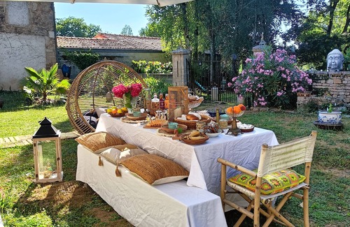 Champdeniers Bed & Breakfast | Bed & Breakfast "L'Héritage"