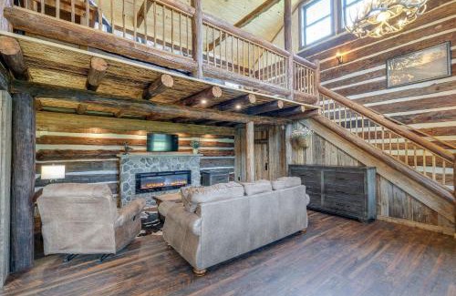 Bedford House | Bedford Cabin with Porch, 5 Mi to Historic District!