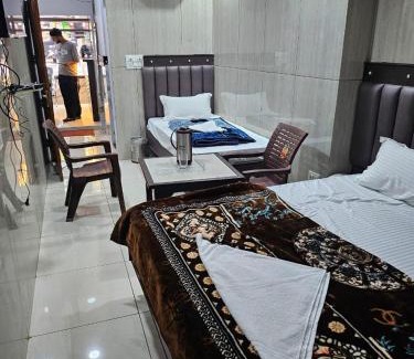 Jammu Hotel | Bedi's lodge