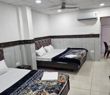 Jammu Hotel | Bedi's lodge